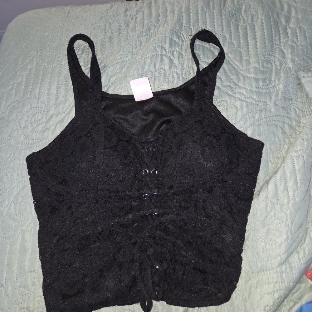 No Boundaries Black Lace Tank Top - Picture 1 of 2